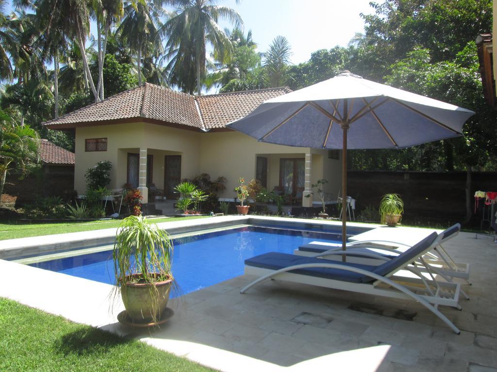 Yuli'S Homestay Kuta  Buitenkant foto