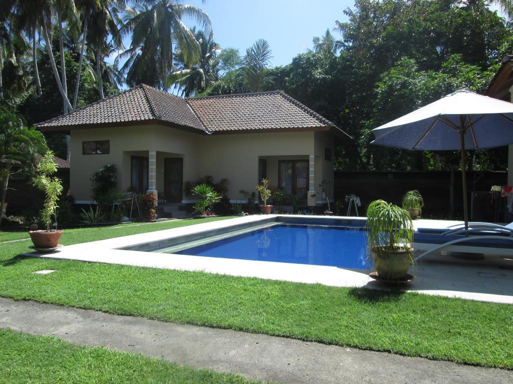 Yuli'S Homestay Kuta  Buitenkant foto