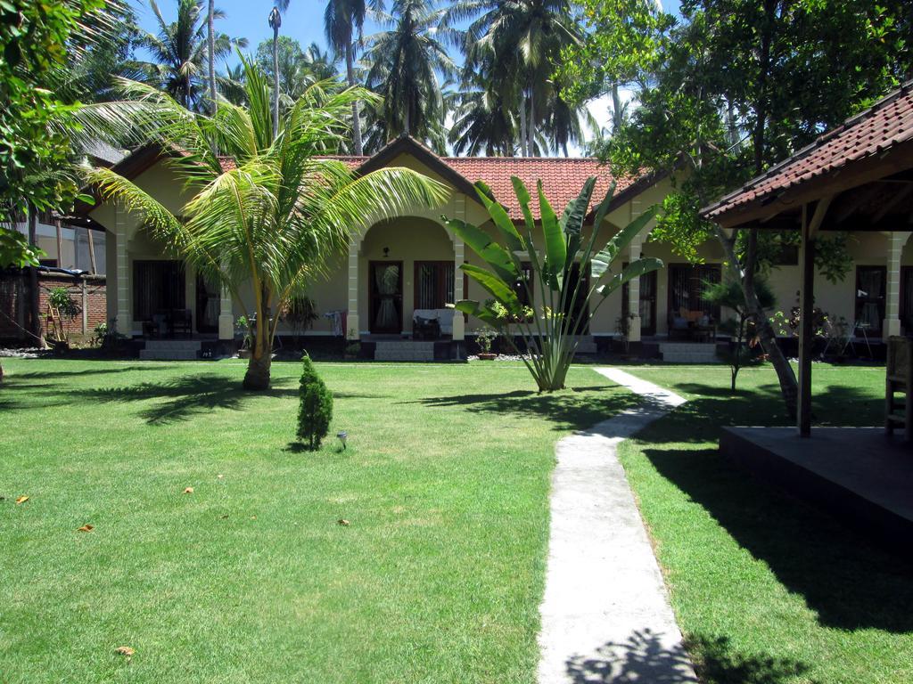Yuli'S Homestay Kuta  Buitenkant foto